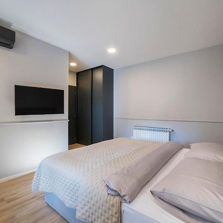 Imperial Apartment P, 2Nd Floor Загреб Екстериор снимка